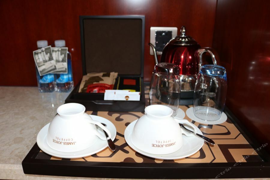 Hotel James Joyce Coffetel Golmud Huaxing Plaza Branch Esterno foto